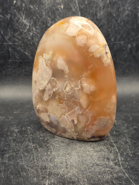 Flower agate free form! 13 ounces, 3.4 inches tall, 2.8" wide