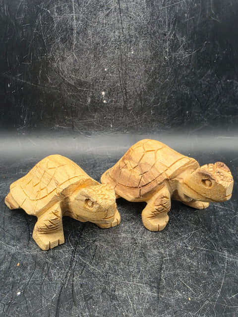 Palo santo turtle! 3.1 inches long!