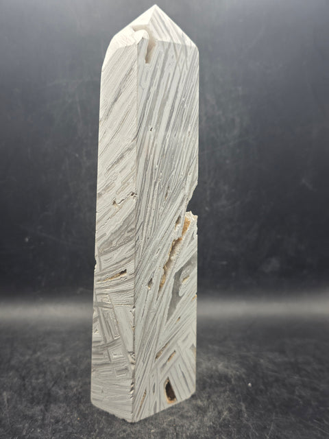 Large white lace agate tower! 11.9 ounces, 6.6 inches tall!