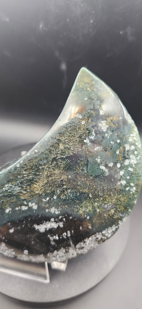 Moss agate moon! 13 ounces,  4.5 inches long, 2.8 wide