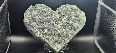 Druzy Snowflake florite heart! 2.8 pounds, 6.25 inches wide, 5.25 tall