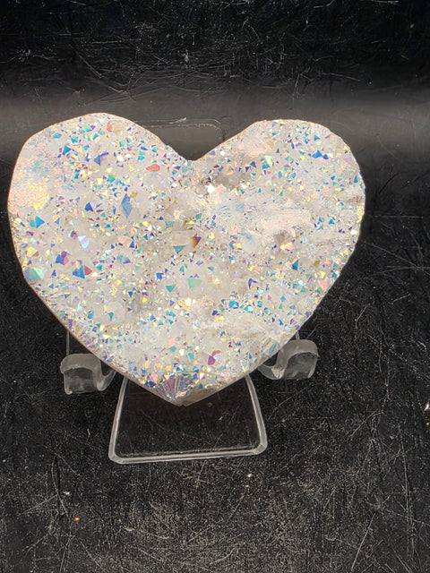 White pearl aura quartz heart! 3.4 ounces, 2.5 inches wide, 2.1" tall