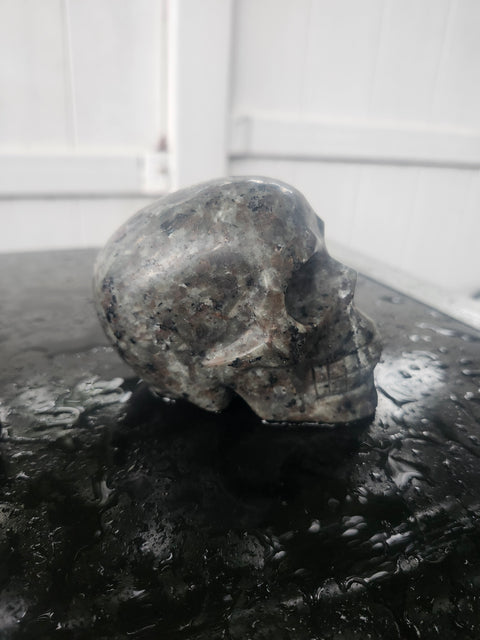 Flame stone yooperlite skull, 1.1 pound, 3.8 inches long, 3.1 tall, 2.3 wide