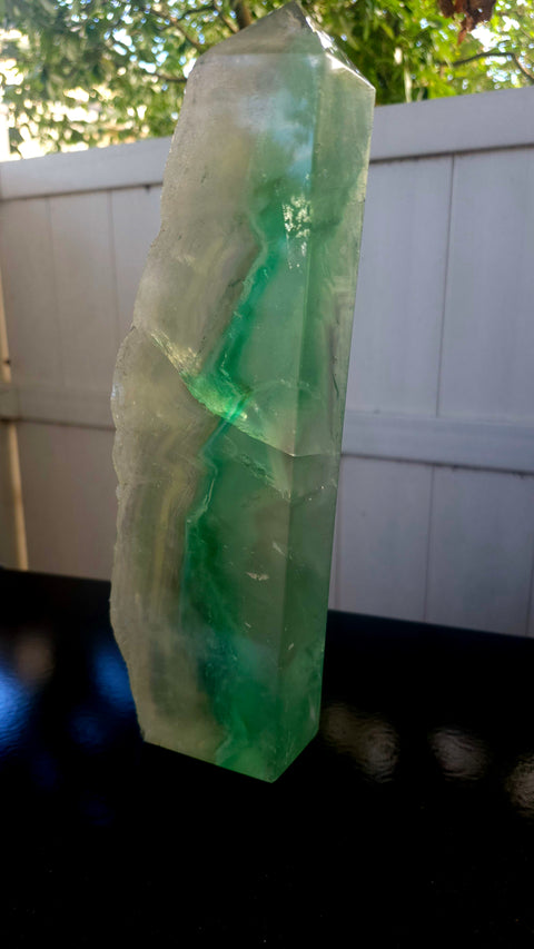 4.5 pound Massive druzy florite free form tower! 10.5 inches tall by 4 wide, 1.5 thick