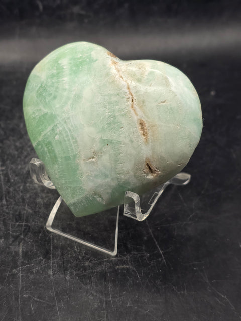 Caribbean calcite heart! 5.7 ounces, 2.7 inches tall, 2.4" wide