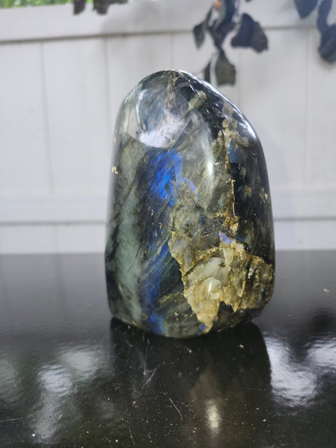 1.13 pound, 5 inch Labrodite free form