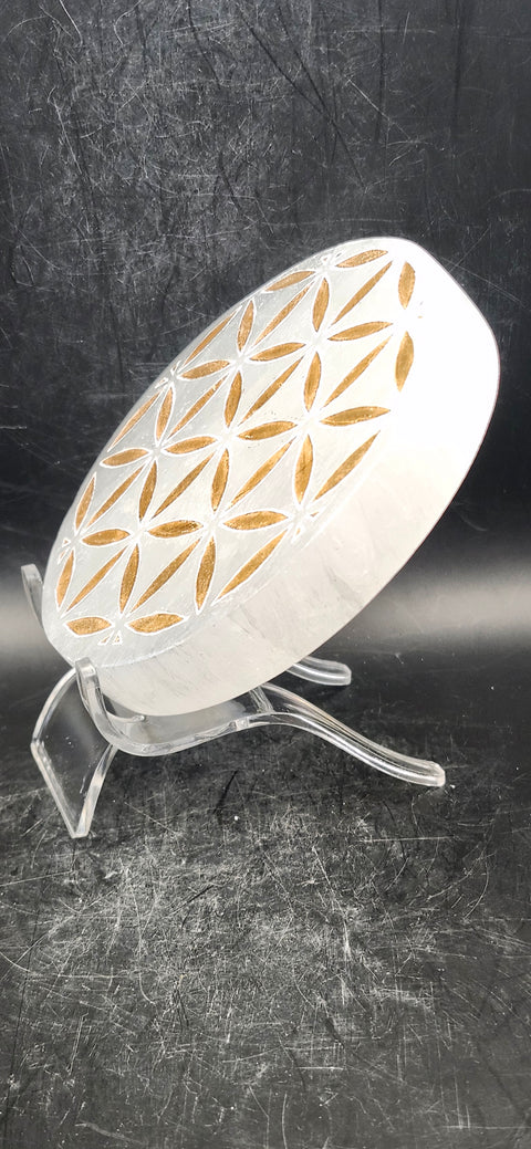 Selenite flower of life charging plate! 4 inches, 10 ounces,.65 thick
