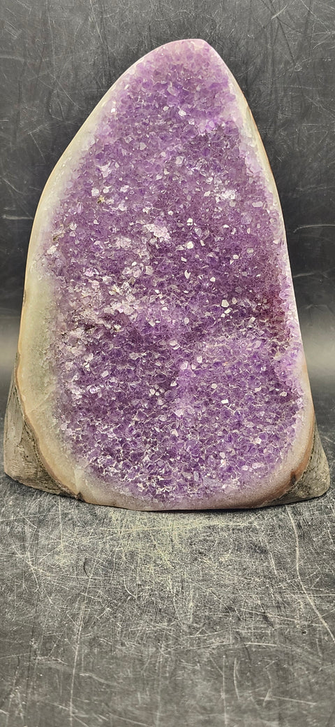 Amethyst cut base free form! 1.13 pounds, 4.7 inches tall, 3.4 wide