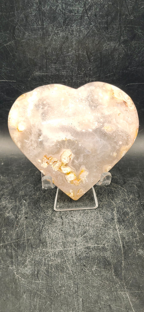 Druzy flower agate heart! 5.6 ounces, 3.3 inches wide, 2.9" tall