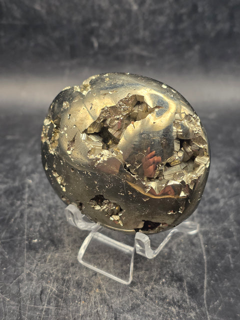 Pyrite palm stone! 6 ounces, 2.2 inches wide