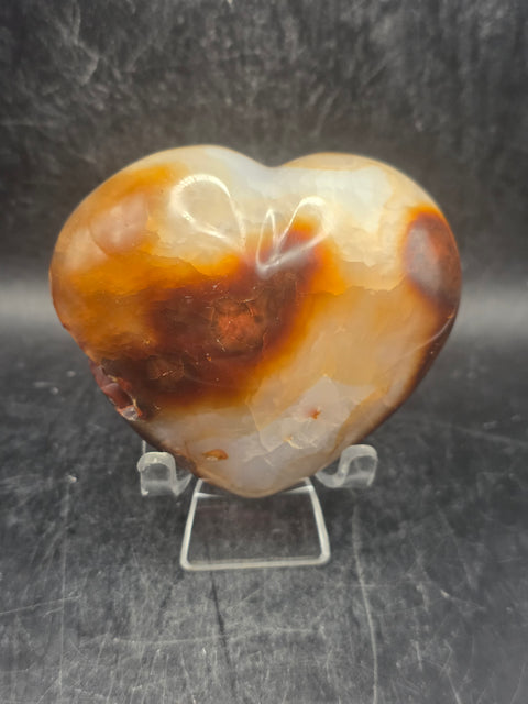 Carnelian agate heart! 8.9 ounces, 3 inches wide, 2.6" tall!