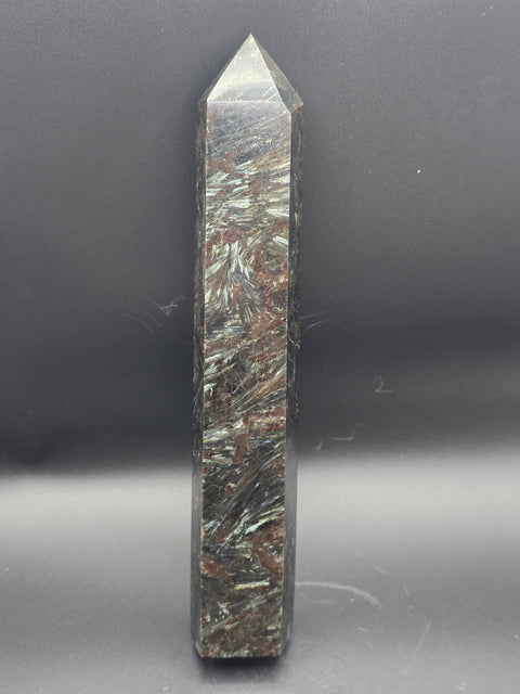Jumbo arfvedsonite tower! 9.5 inches tall, 1.15 pounds