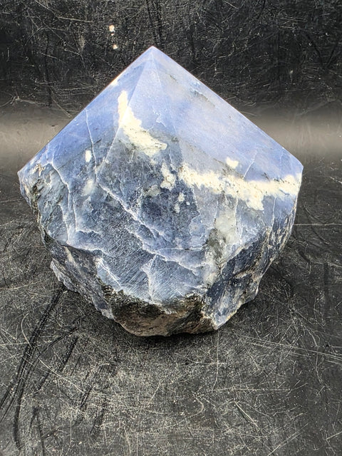 Sodalite polished top point! 10.8 ounces, 2.5 inches tall uv reactive
