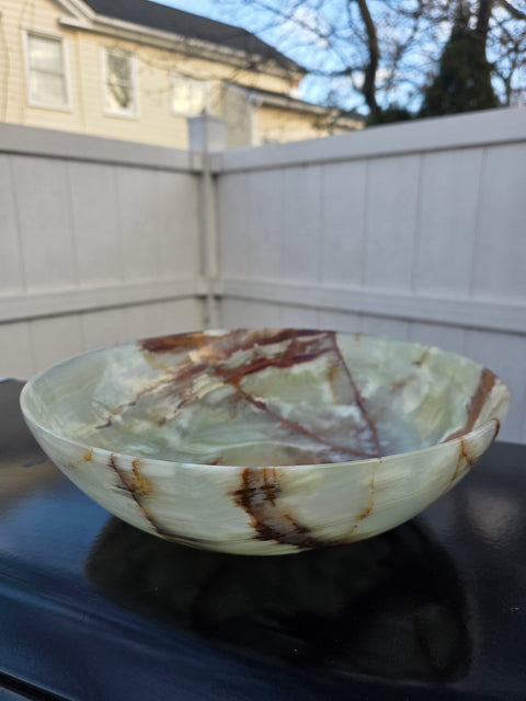 XXL ONYX BOWL! 4.10 pounds, 11.5 inches wide, 3.5 inches tall!