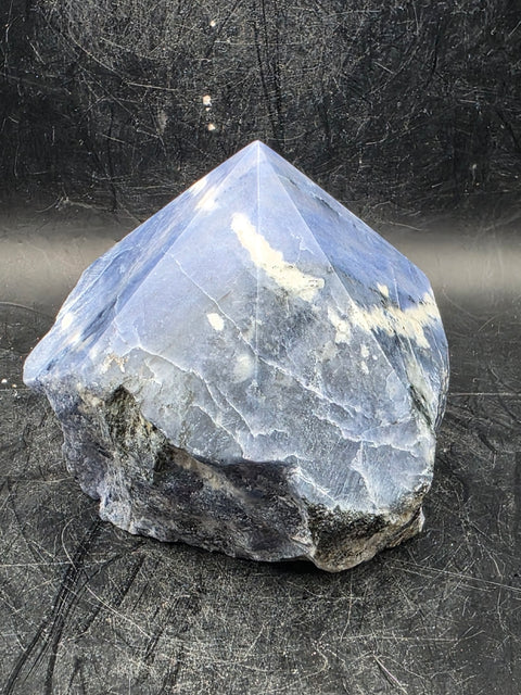 Sodalite polished top point! 10.8 ounces, 2.5 inches tall uv reactive
