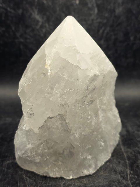 Clear quartz polished top point! 13.2 ounces, 3.6 inches tall, 2.5" wide