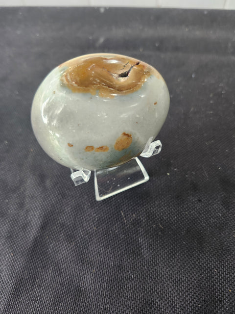 Polychrome jasper palm stone 5 ounces, 2.75 inches