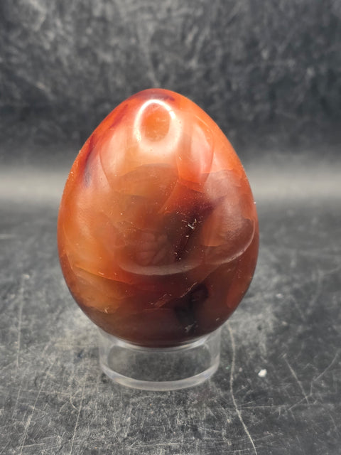 Carnelian agate egg! 7.2 ounces, 2.5 inches tall, 1.9" wide