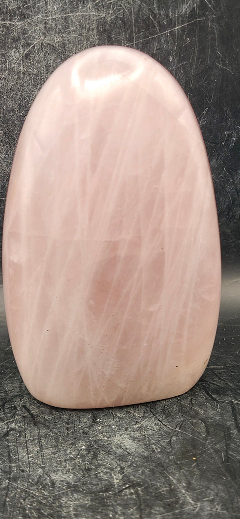 Rose quartz free-form! 15.9 ounces, 4.2 inches tall!