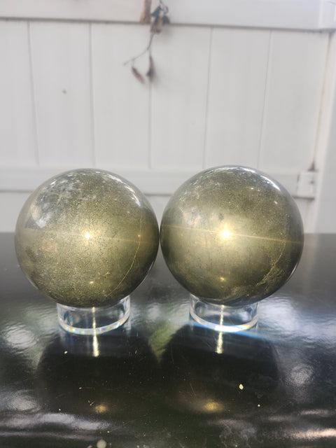Pyrite sphere! 2.9 pounds, 80mm, 3.16 inches