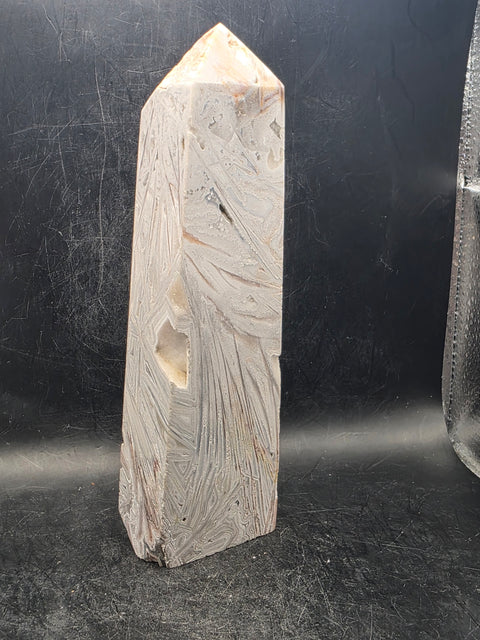 Large white lace agate tower! 1.1 pounds, 6.9 inches tall!