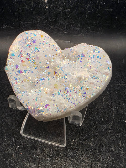 White pearl aura quartz heart! 3.4 ounces, 2.5 inches wide, 2.1" tall