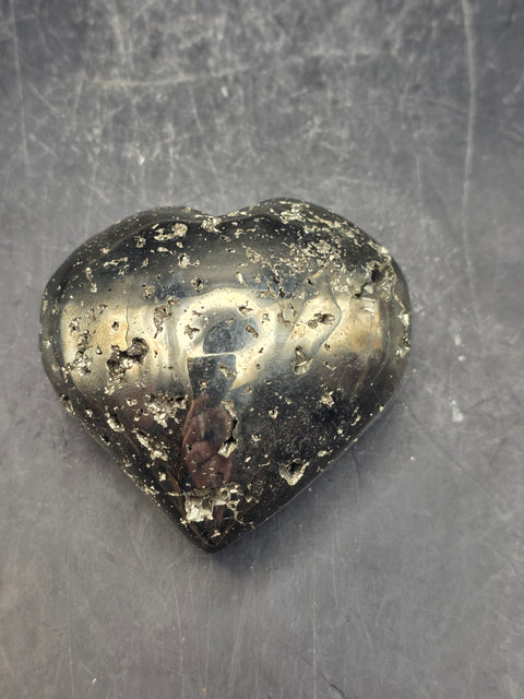 Pyrite heart! 2.7 ounces, 1.6 inches wide, 1.5 inches tall