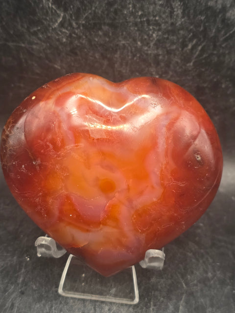Carnelian agate heart! 7.6 ounces, 3 inches wide, 2.7" tall
