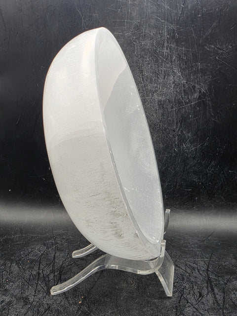 Selenite bowl!! 5.5 inches, 1.10 pounds!