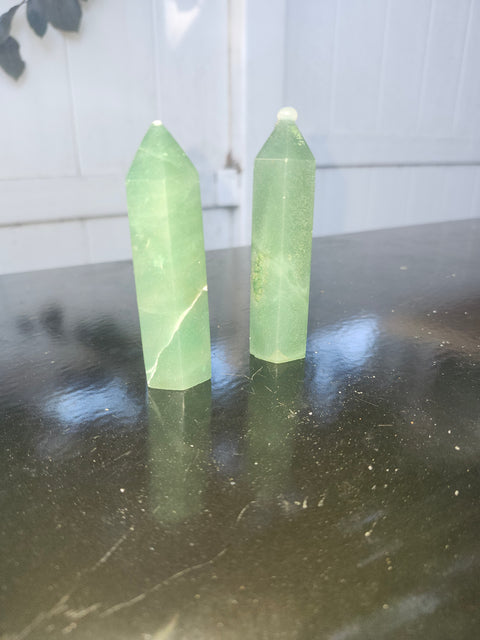 Green aventurine tower! 2.8 ounces, 3.5 inches tall