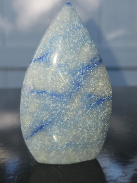 Blue aventurine tear tower! 3.1 inch, 4.2 ounces