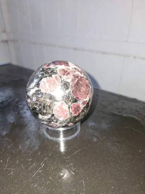 1.5 pound, 69.6mm, 2.74 inch Astrophyllite garnet fireworks sphere