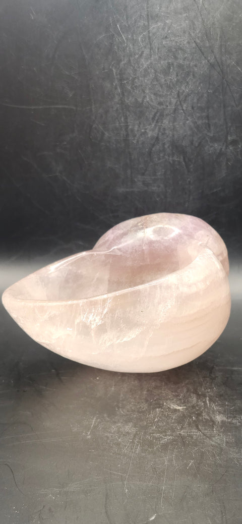 Florite conch shell offering bowl! 1.8 pounds, 5 inches by 4 inches