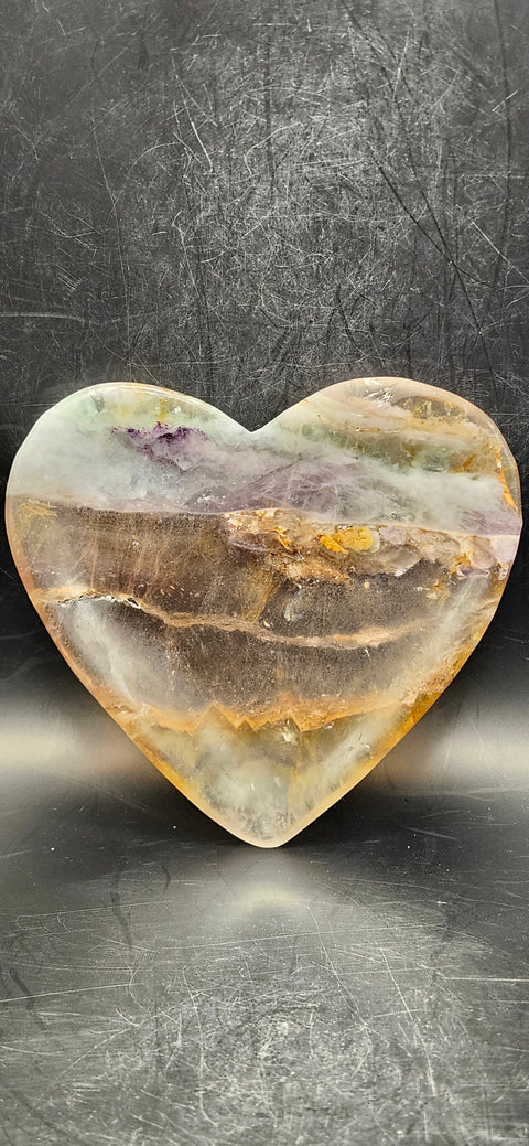 Florite heart! 7.6 ounces, 4 inchs wide by 4 inches tall