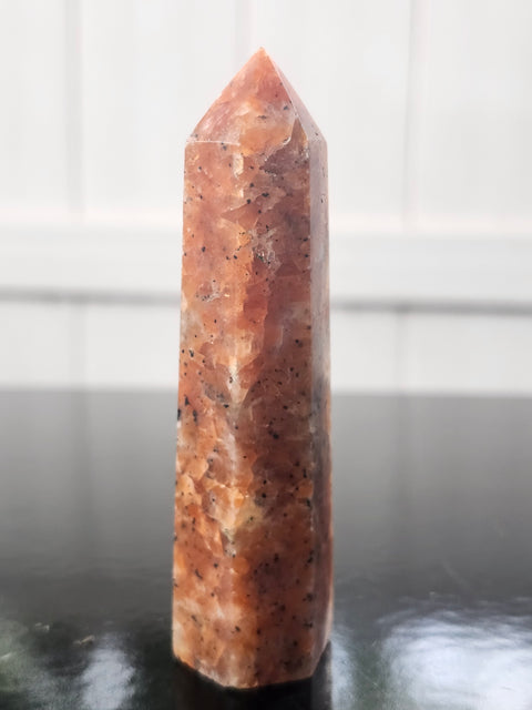 Calcite tower! 2.5 ounces, 3.6 inches tall