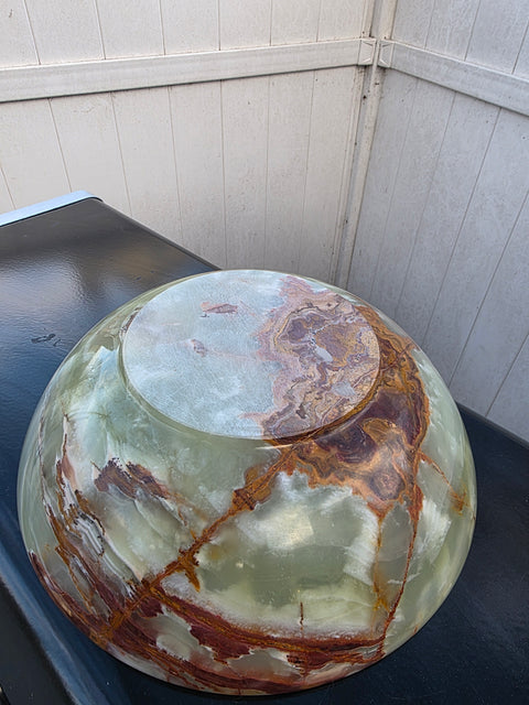 XXL ONYX BOWL! 4.10 pounds, 11.5 inches wide, 3.5 inches tall!