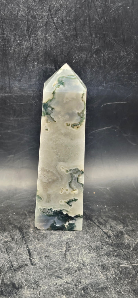 Moss agate tower! 3.6 ounces, 3.5 inches!