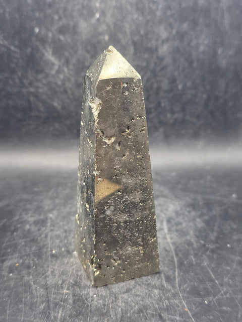 Pyrite tower! 8.5 ounces, 3.8 inches!