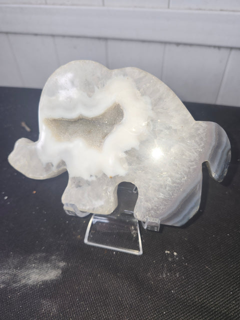 Druzy agate elephant 11 ounces, 5.5 inches wide, 4 inches tall