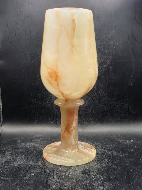 Onyx goblet! 1 pound, 7.5 inches tall, 2.9 inches wide!