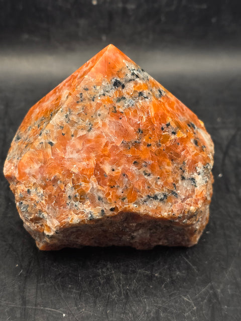 Sunstone polished top point! 14.5 ounces, 2.7 inches tall, 3 inches wide!