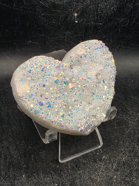 White pearl aura quartz heart! 3.4 ounces, 2.5 inches wide, 2.1" tall