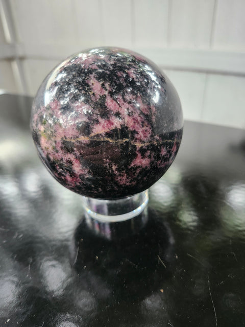 82.9mm, 3.26 inch rhodonite sphere! 2.6 pounds