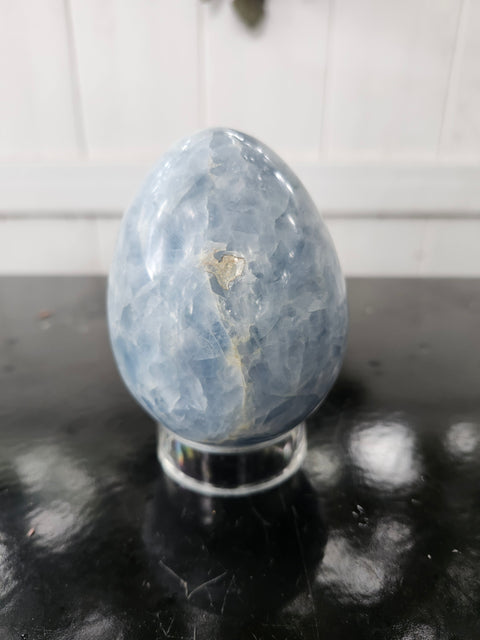 Blue calcite egg! 1 pound, 4 inches