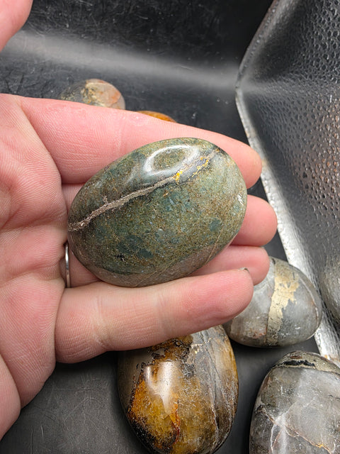 Golden healer pyrite palm stone! 1.8 to 2.2 inches