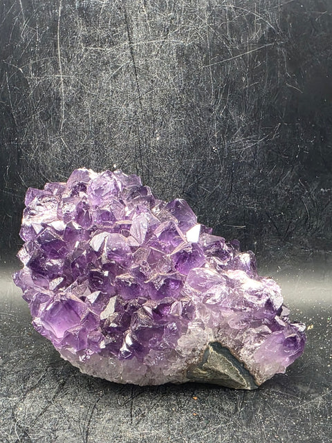 Amethyst special formation! 4.7 inches long, 2.5 tall, 1.4 pounds