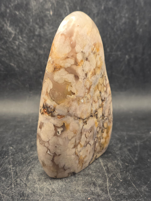 Flower agate free form! 10.2 ounces, 3.8 inches tall, 2.7" wide