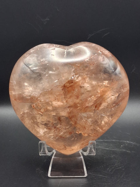 Fire quartz heart! 1.1 pounds, 3.9 inches long, 3.5" wide