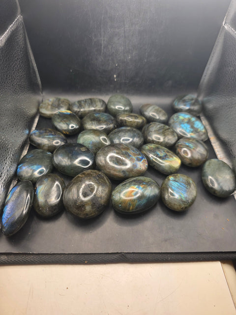 Labradorite palm stone! 1.6 too 2.2 inches!