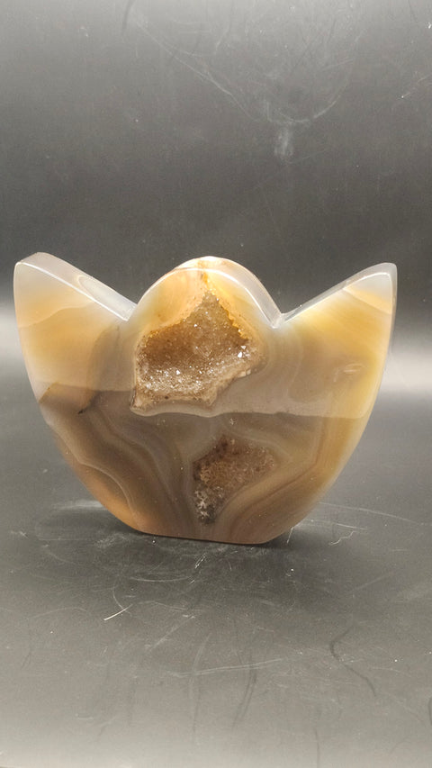 Druzy agate lotus flower. 3.75 inches wide by 2.85 tall, 7 ounces